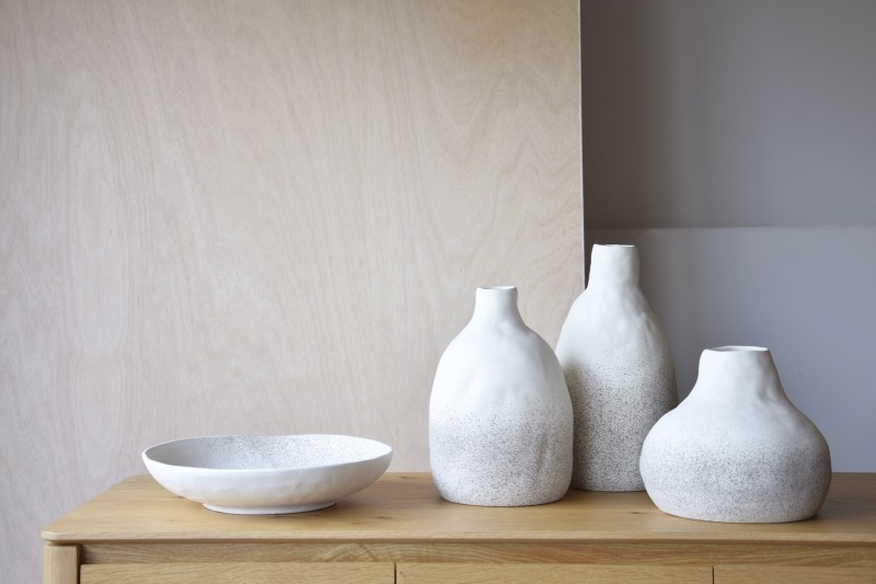 COLLECTION TOSCA : VASES ET CENTRES DE TABLE EN CÉRAMIQUE | VP Interiorismo